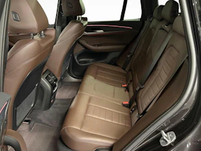 https://vehicle.imgix.net/4296731/f3e82e45-1855-4ef9-83a4-473ecffc6850.jpg