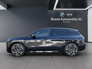 BMW iX xDrive60
