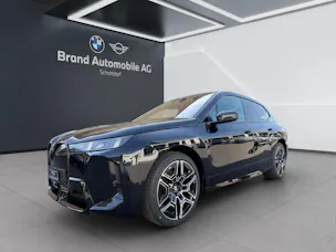 BMW iX xDrive60