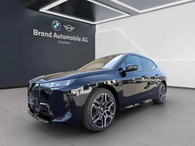 BMW iX xDrive60