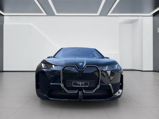 BMW iX xDrive60
