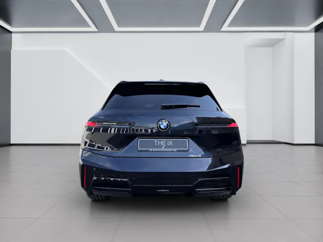 BMW iX xDrive60