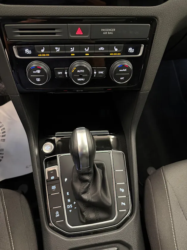 VW Golf VII Sportsvan 1.4 TSI 150 Highline DSG