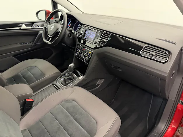 VW Golf VII Sportsvan 1.4 TSI 150 Highline DSG