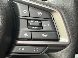 Subaru Crosstrek 2.0i e-Boxer Luxury