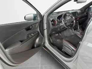 Hyundai Kona 1.6 T-GDi Amplia 4WD