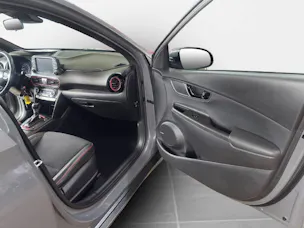 Hyundai Kona 1.6 T-GDi Amplia 4WD