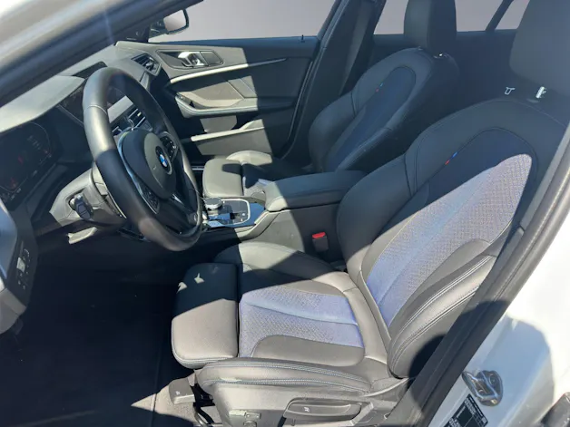 BMW 120d xDrive SAG