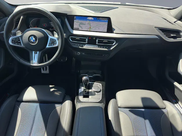 BMW 120d xDrive SAG
