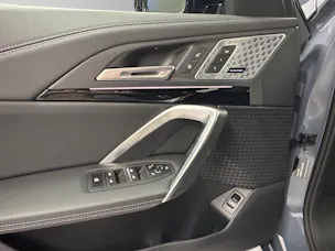 BMW X1 20d xDrive paddles