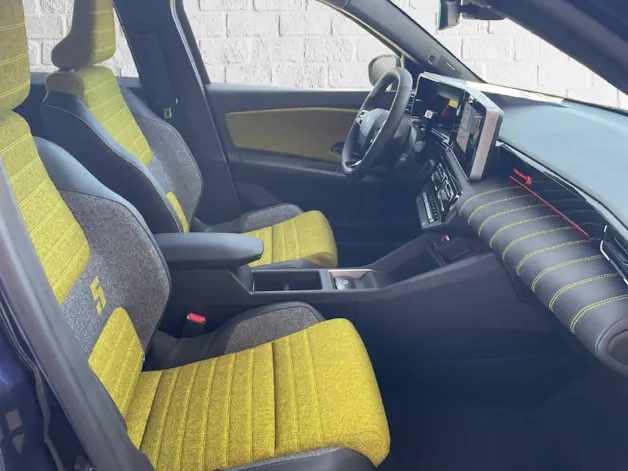 Renault R5 E-Tech Comfort Range iconic five