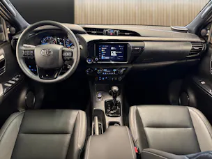 Toyota Hilux Double Cab.-Pick-up 2.8 D-4D MHEV 204 Invincible