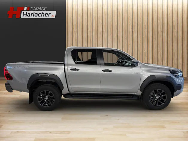 Toyota Hilux Double Cab.-Pick-up 2.8 D-4D MHEV 204 Invincible