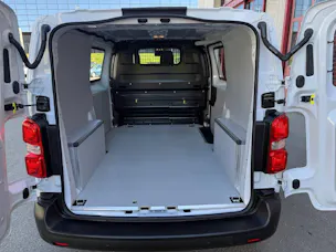 Peugeot Expert fourgon Standard 1.5 Diesel 120ch BVM6