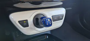 Toyota Prius 1.8 VVTi HSD Sol Premium