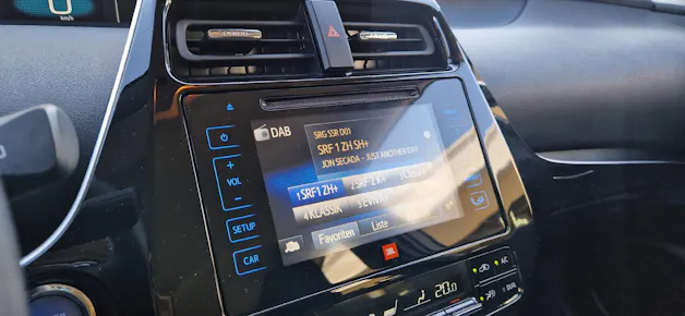 Toyota Prius 1.8 VVTi HSD Sol Premium