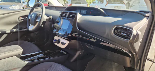 Toyota Prius 1.8 VVTi HSD Sol Premium
