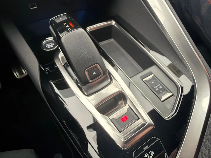 Fahrzeugbild PEUGEOT 3008