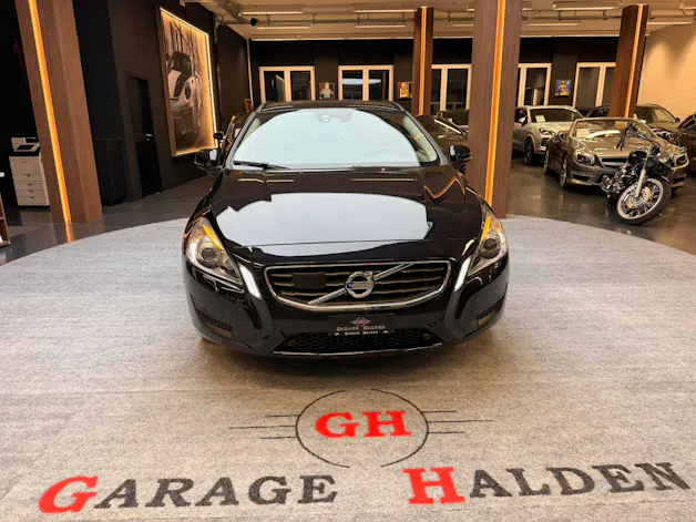Volvo V60 2.0 D3 Momentum S/S