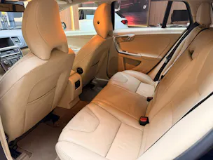 Volvo V60 2.0 D3 Momentum S/S