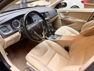 Volvo V60 2.0 D3 Momentum S/S