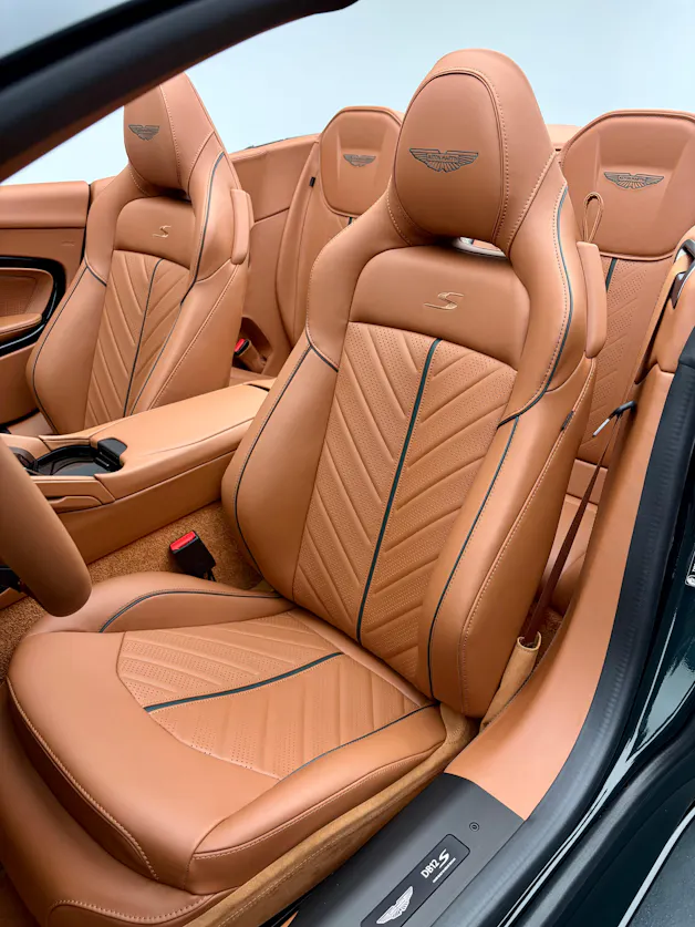 ASTON MARTIN DB12 Volante 4.0 S V8 Bi-Turbo