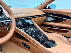 ASTON MARTIN DB12 Volante 4.0 S V8 Bi-Turbo