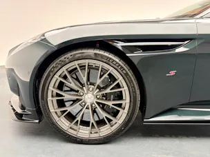 ASTON MARTIN DB12 Volante 4.0 S V8 Bi-Turbo