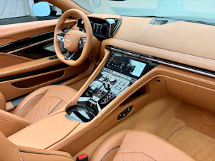 ASTON MARTIN DB12 Volante 4.0 S V8 Bi-Turbo
