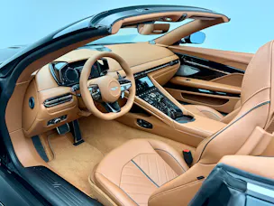 ASTON MARTIN DB12 Volante 4.0 S V8 Bi-Turbo