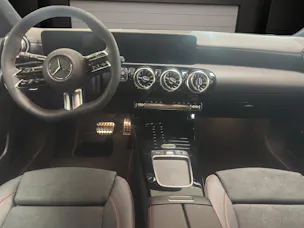 Mercedes-Benz A 220 4Matic 8G-DCT