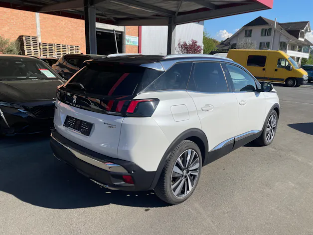 Peugeot 3008 300e Hybrid4 GT EAT8