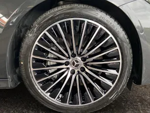 Mercedes-Benz E 200 T 9G-Tronic 4Matic