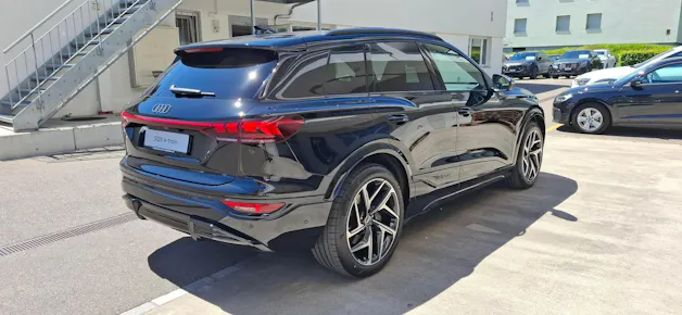 Audi SQ6 e-tron quattro