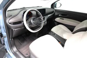 Fiat 500 3+1 el 87 kW La Prima