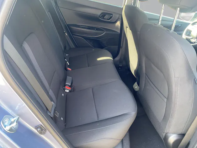 Hyundai i20 1.0 T-GDi Amplia DCT