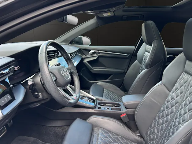 Audi S3 Sportback 2.0 TFSI quattro S-tronic