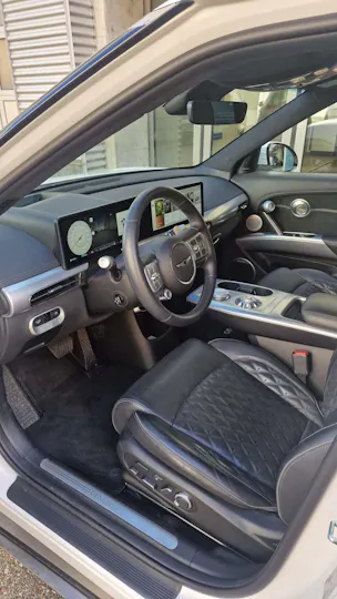Genesis GV60 Single Motor Premium