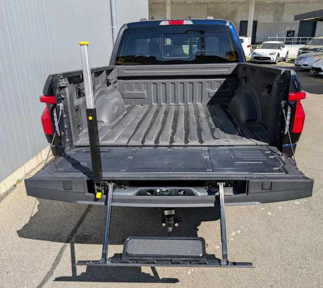 Ford F-150 Lightning 91 kWh Lariat Launch Edition