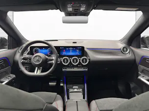 Mercedes-Benz GLA 200 AMG Line Night Star