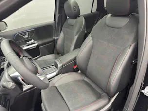 Mercedes-Benz GLA 200 AMG Line Night Star