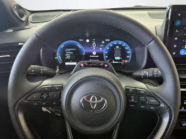 Toyota Yaris Cross 1.5 VVT-i HSD Premium AWD-i