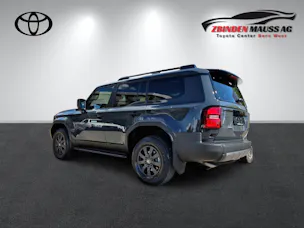 Toyota Land Cruiser 2.8 D 48V Style
