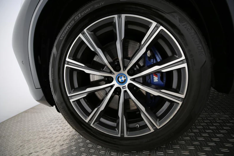 immagine del veicolo BMW X5