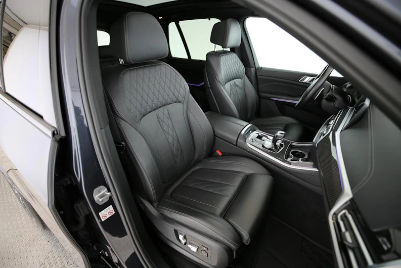immagine del veicolo BMW X5