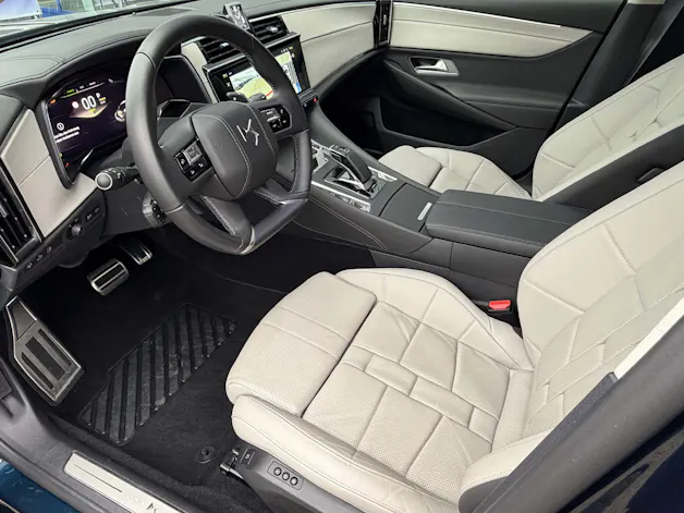 DS Automobiles 9 1.6 E-Tense Opera 4x4