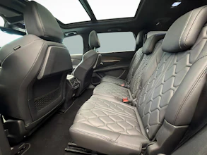 https://vehicle.imgix.net/4297434/a546c24b-002b-4a6f-b177-5c28a881716c.jpg