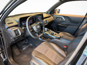 https://vehicle.imgix.net/4297455/e23e1402-ad69-4b0a-8875-bee587b72f95.jpg