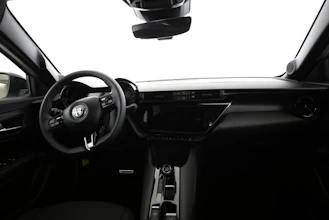 https://vehicle.imgix.net/4297481/27dc4b2c-7be4-4985-93ad-97209c67767d.jpg