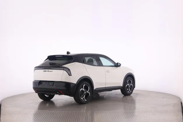 Alfa Romeo Junior 1.2 TI Q4